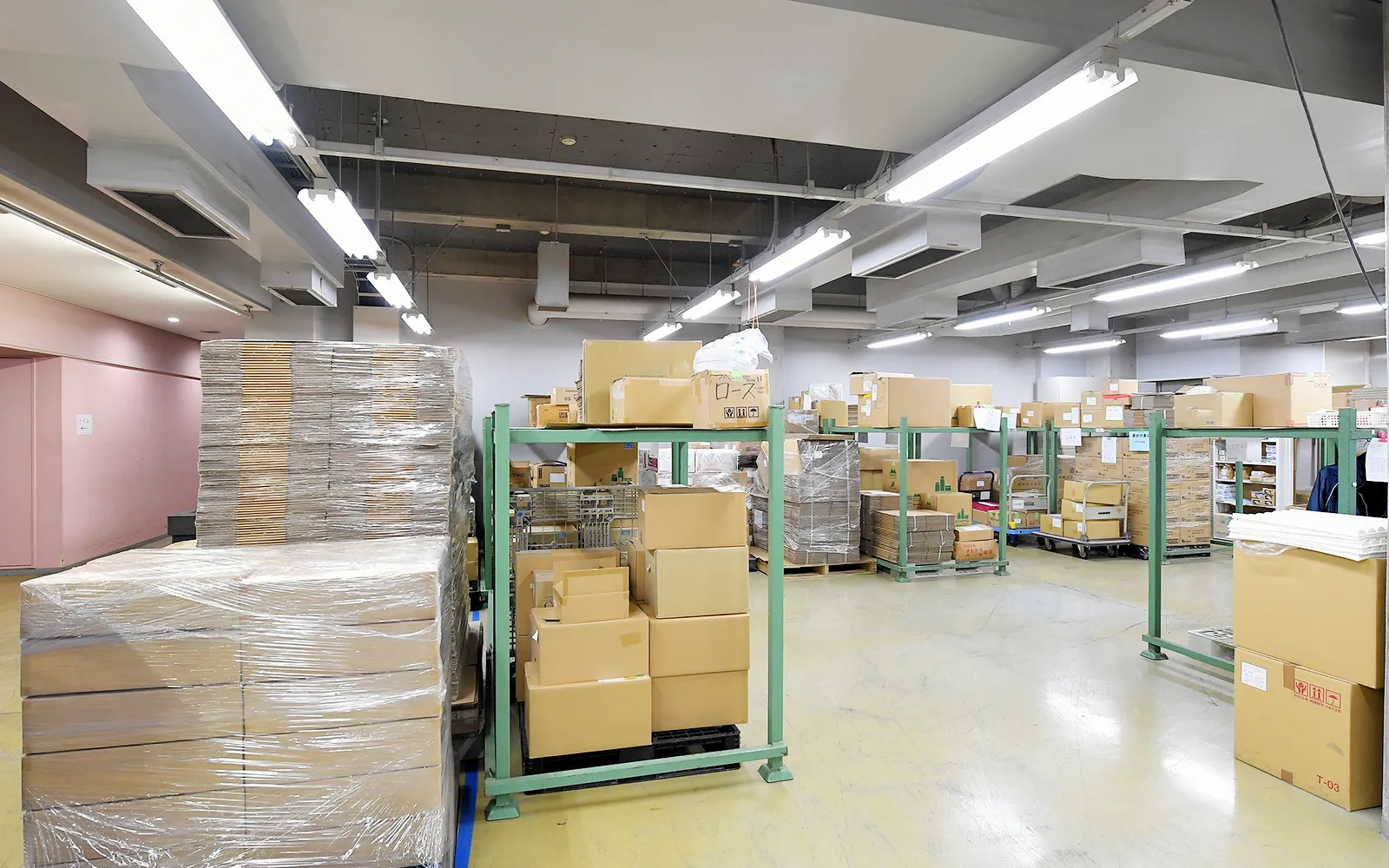 倉庫出荷
